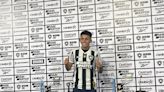 Almada despista sobre ida ao Lyon e enfatiza foco no Botafogo: 'Tenho cinco anos de contrato e quero ganhar algum título'