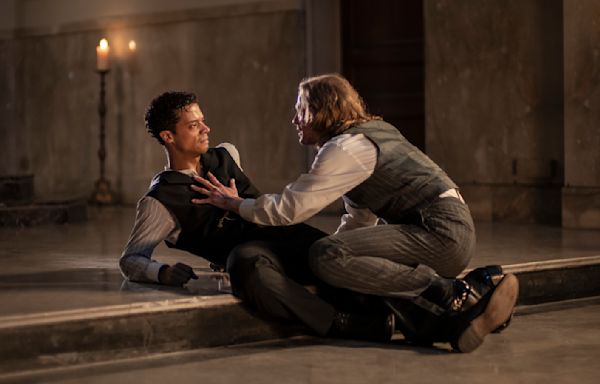 'Interview With the Vampire': Rolin Jones on Season 2's finale; what's next for Louis and Lestat