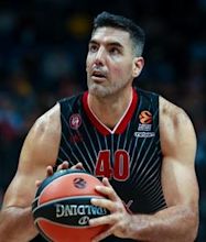 Luis Scola