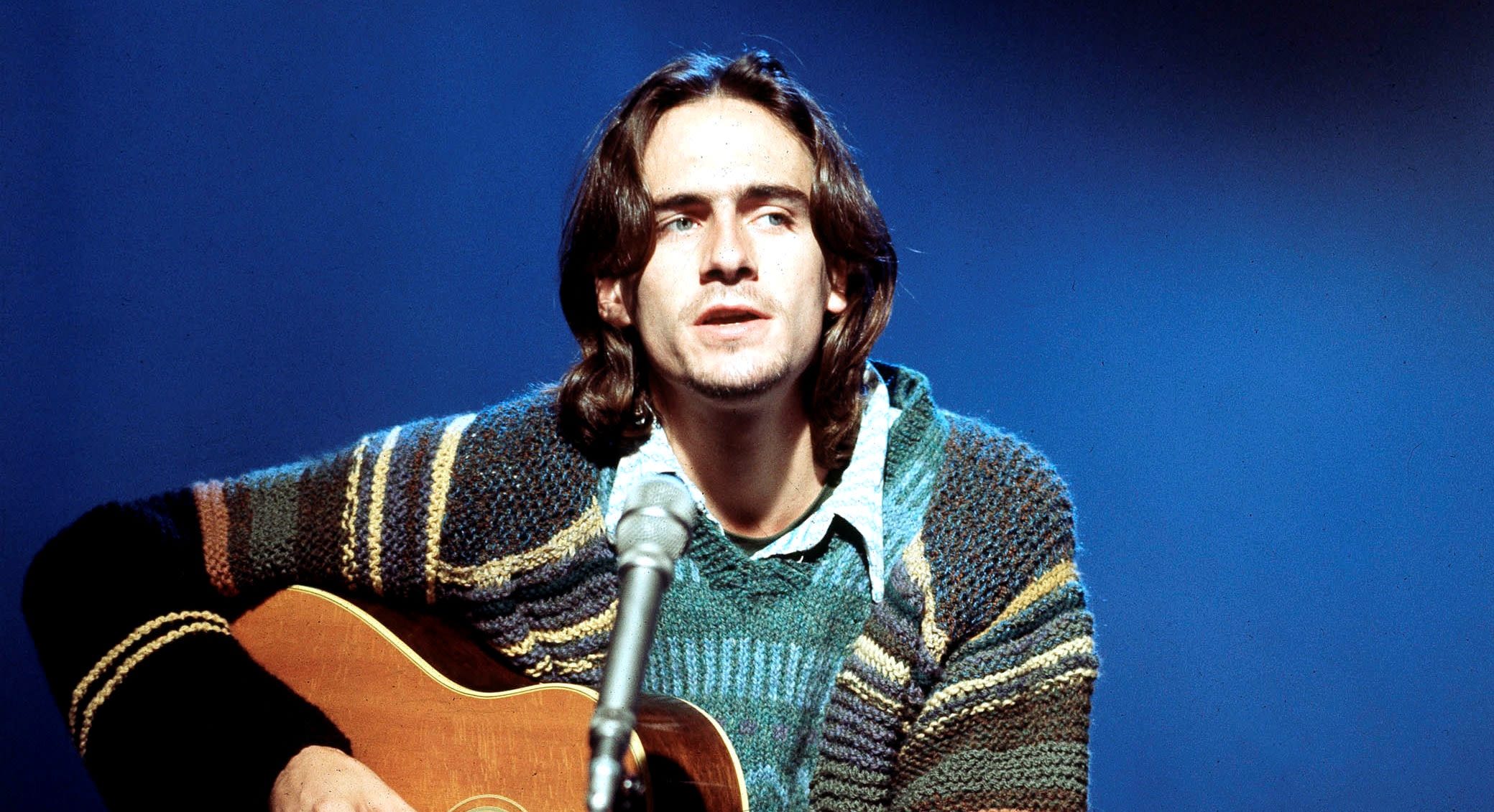 James Taylor’s Greatest Hits: His 13 Top Tracks
