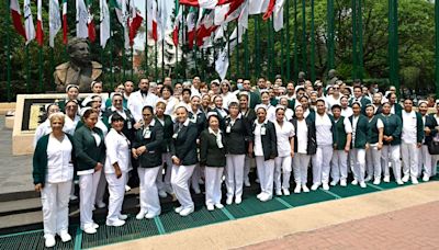 IMSS reconoce labor de más de 124 mil enfermeras y enfermeros
