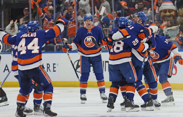 How to watch the New York Islanders vs. Carolina Hurricanes NHL Playoffs game tonight: Game 5 livestream options, more