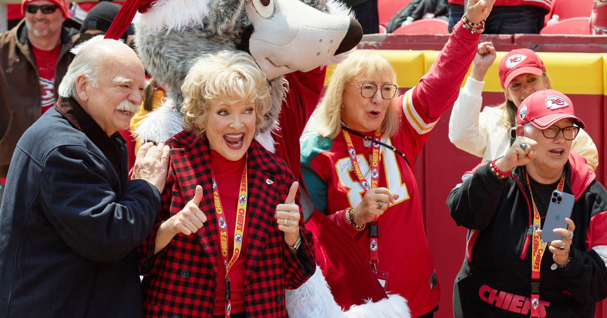 See a first look at the Kansas City Chiefs’ Hallmark movie — and get details on its release date