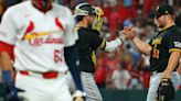 Pirates score two runs in 9th inning, beat Cardinals 2-1