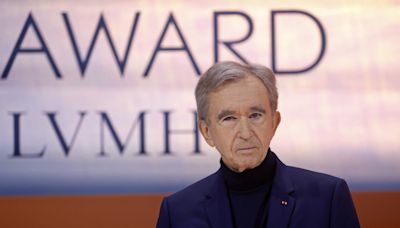 Bernard Arnault sent a memo banning LVMH staff from talking to certain news outlets, sparking backlash among French journalists—including from publications he owns