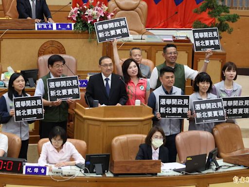 侯友宜參選總統政見老人健保全額補助 綠營議員盼先比照桃園福利