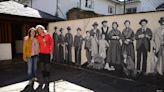 María del Roxo pone 'caras' al museo etnográfico de Grandas de Salime: así es el mural que estrena el equipamiento por su cuarenta cumpleaños