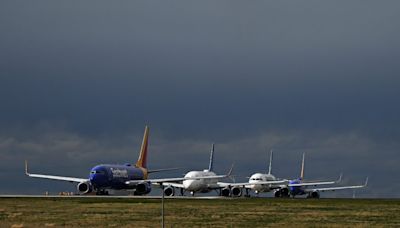 Wind gusts cause over 500 flight delays, cancellations Tuesday at Denver International Airport