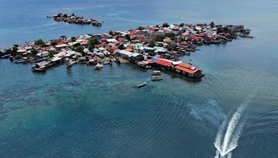 Cambio climático en el Caribe de Panamá: los indígenas que llegaron a tierra firme tras dejar su isla que se hunde en el mar