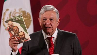 López Obrador recomienda en TikTok estos libros a jóvenes