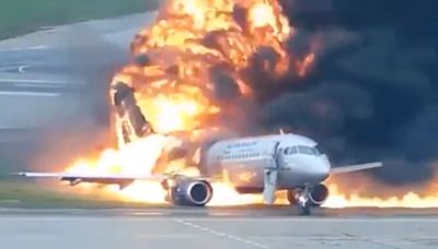La tragedia del vuelo SU1492, el avión que se convirtió en una bola de fuego