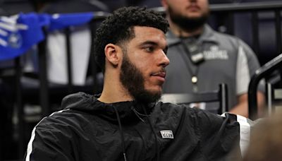 Oft-injured Chicago Bulls guard Lonzo Ball picks up $21.4 million player option, as expected