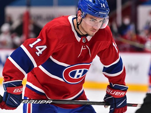 Canadiens captain Nick Suzuki calls out Cedric Pare.