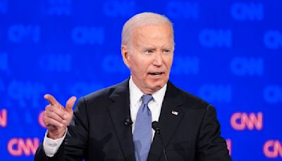 Casi dos tercios de los demócratas opinan que Biden debe abandonar la campaña, según encuesta