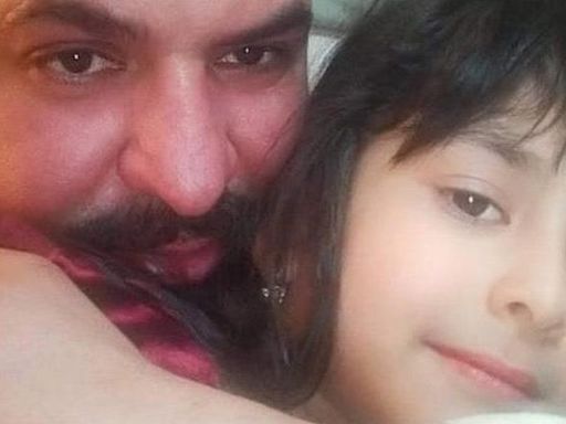 “No pude proteger a mi niña. Solo quería darle una vida digna”: el padre que vio morir a su hija asfixiada intentando llegar a Reino Unido