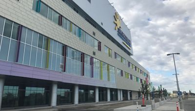 Saskatoon hospitals on lockdown following bomb threat