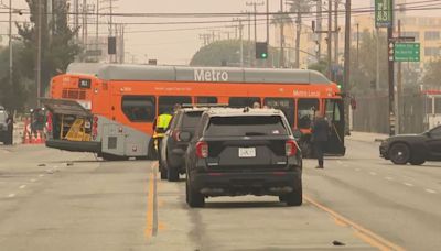 Identifican a víctima de secuestro de autobús de Metro en el centro de Los Ángeles