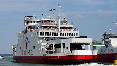 Isle of Wight locals 'can't wait' to move as they blast ferry prices