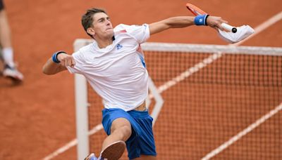 Sinner sigue adelante en Roland Garros, pero otro italiano, Matteo Arnaldi, sorprendió a todos y bajó a un favorito