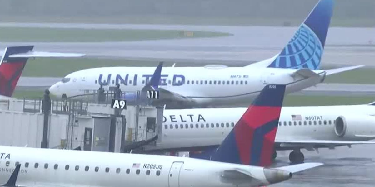 Nearly 2,000 flights delayed at Charlotte airport this week as weather moves through