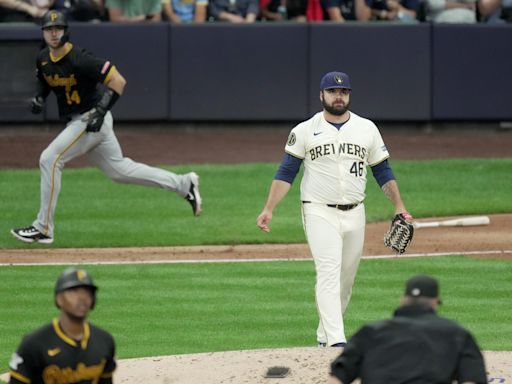 Pirates 12, Brewers 2: Loss turns ugly late