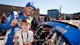 NASCAR: Kyle Larson clinches championship shot with win at Las Vegas