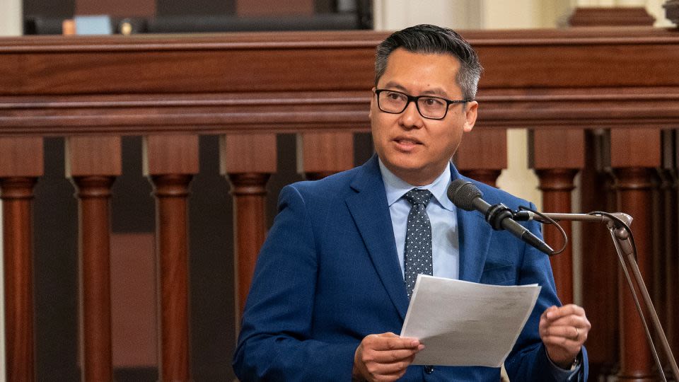 Republican Vince Fong will win California special election for McCarthy seat, CNN projects