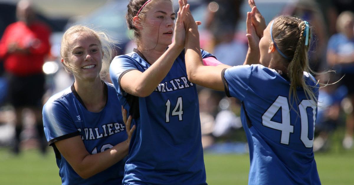 From The Pitch: STM girls stay ranked, Comets dip down to No. 2