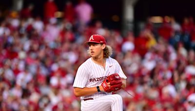 Arkansas baseball on the ropes after loss to Kansas State in Fayetteville Regional