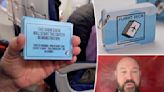 Fearful flyer creates flashcards to deal with flight fright — and advocates say it transformed their lives