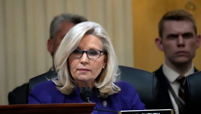 Liz Cheney chooses Harris over Trump. She is an example for other patriotic Republicans