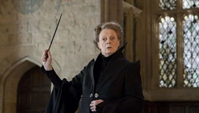 Actress Dame Maggie Smith, star of stage, film and Downton Abbey, has died aged 89