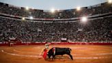 Return of bullfighting met by protests in Mexico City