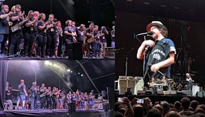 Eddie Vedder cierra el concierto de Pearl Jam en el Mad Cool exhibiendo una camiseta de Motxila 21