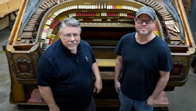 Reviving Hollywood glamor of the silent movie era, experts piece together a century-old pipe organ