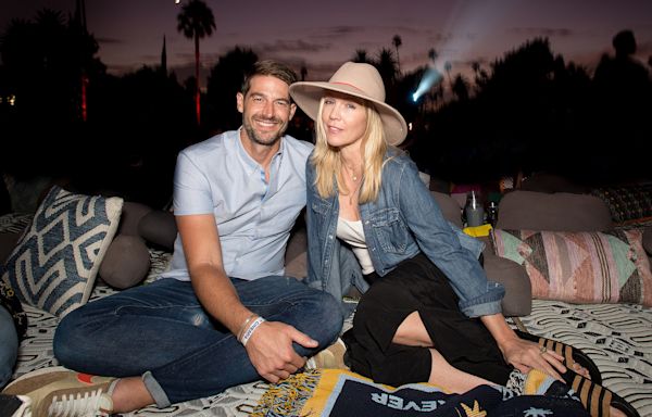 Jennie Garth and Husband Dave Abrams’ Relationship Timeline