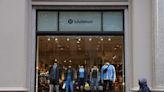 Lululemon stock falls after weak guidance despite massive Black Friday