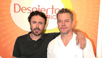 Casey Affleck and Matt Damon show off their dance moves on Univision