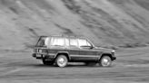 View Photos of the 1987 Jeep Wagoneer Limited