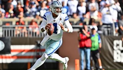 Dak Prescott contract: Cowboys' Jerry Jones celebrates, says 'I hope Dak is our QB for the rest of my time'