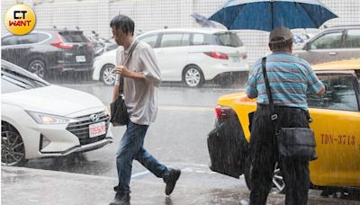 明午後雷雨更猛！氣象署預告未來一週又濕又熱 中秋節前後恐有熱帶系統