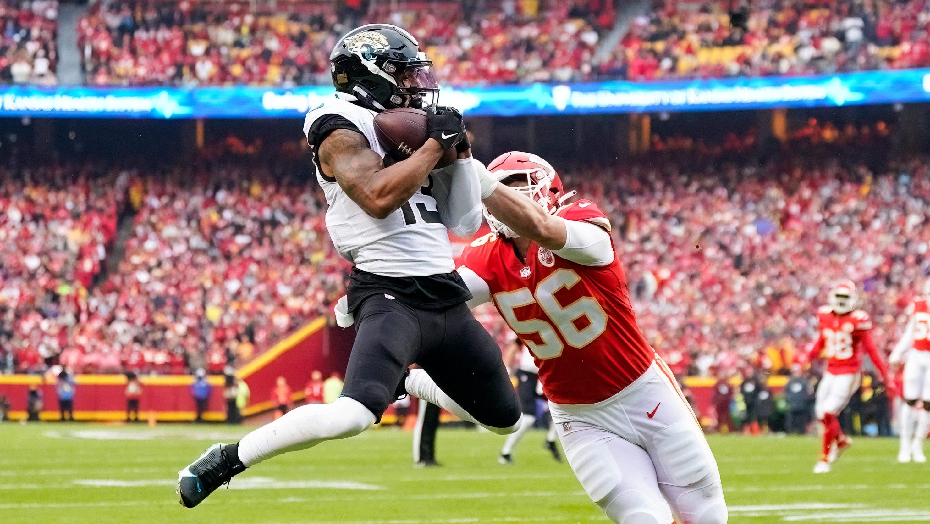 PFF: Jaguars WR Christian Kirk in for 'bounce-back' 2024 season