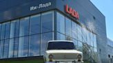 Moscow tells officials to buy Russian Ladas, Chinese cars