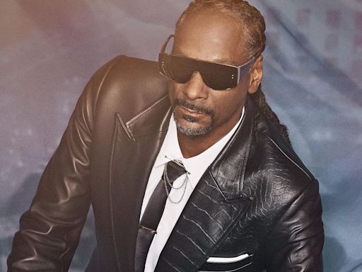 How Snoop Dogg Bet Big—On Himself