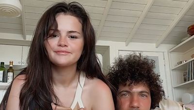 Selena Gomez and Benny Blanco Reveal Who Said "I Love You" First in Cute Video - E! Online