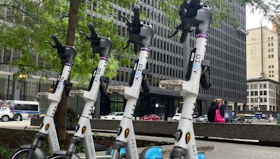 Concilio Municipal de Chicago aprueba extender el horario de los scooters eléctricos