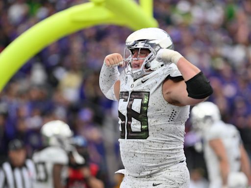 Raiders NFL Draft grades: Jackson Powers-Johnson, IOL, Oregon 44th overall