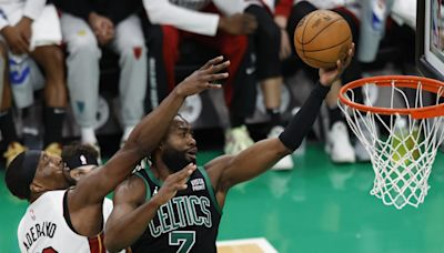 118-84. Los Celtics sirven su venganza más feroz ante los Heat