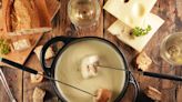 Noite do fondue: tudo o que você precisa para preparar a receita em casa