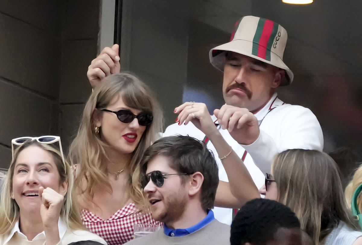 Taylor Swift, Chiefs TE Travis Kelce Go Viral for U.S. Open Sing-Along